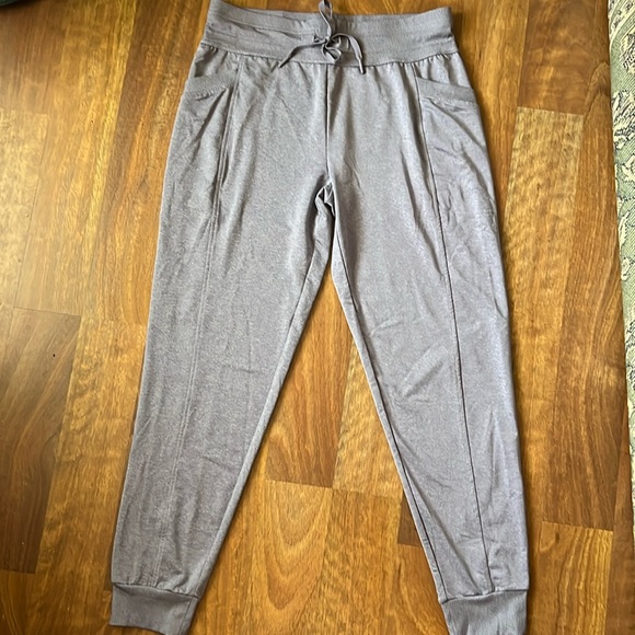32 Degrees Pants - BNWOT light purple 32 degrees joggers
